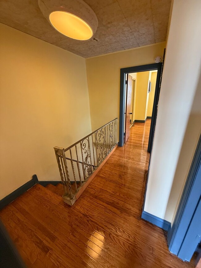 Building Photo - Wonderful Southwest Philadelphia Townhome