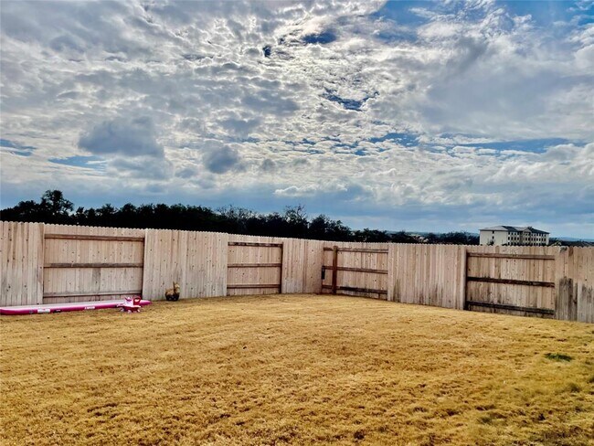 Building Photo - 232 Denali Wy