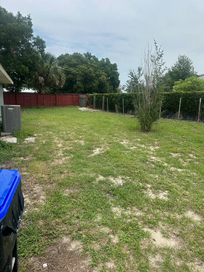 Building Photo - 3519 Benito Juarez Cir