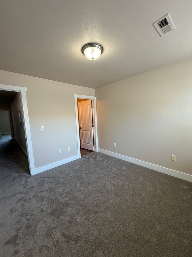 Building Photo - 9965 W Rosecroft Ct