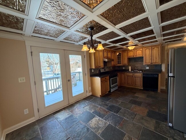 Building Photo - 11614 Algonquin Rd