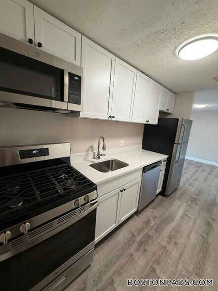 Building Photo - 345 Hildreth St