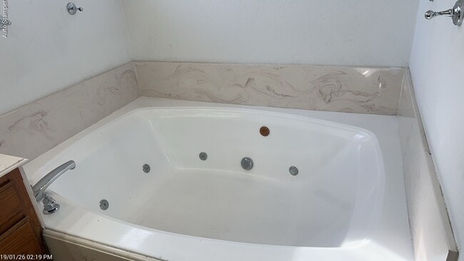 Building Photo - 905 Rose St