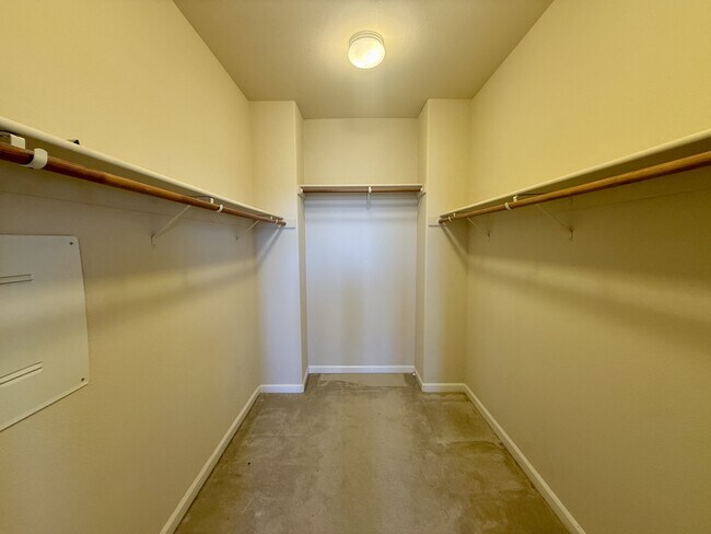 Building Photo - 4373 Red Maple Way