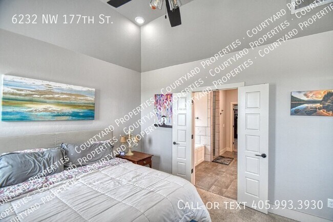 Building Photo - 6232 NW 177th St