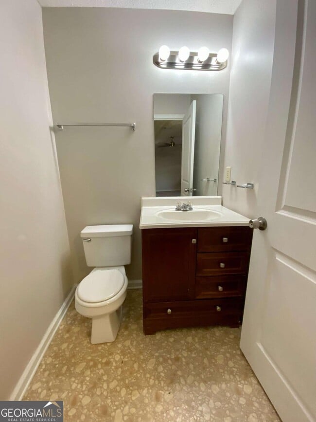 Building Photo - 3543 Sweetgum Ln