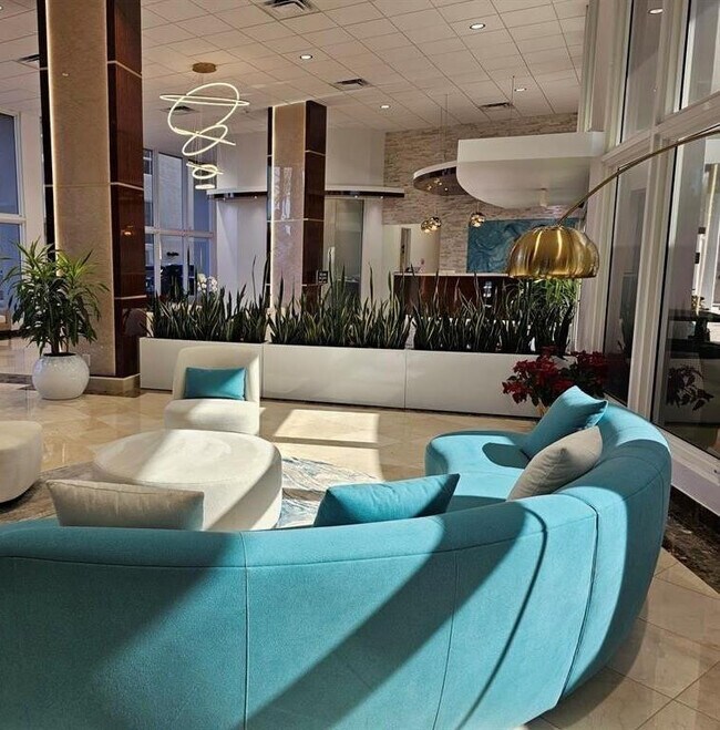 Building Photo - 4100 Galt Ocean Dr