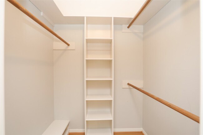 Building Photo - 13506 Charwell Crossing Ln
