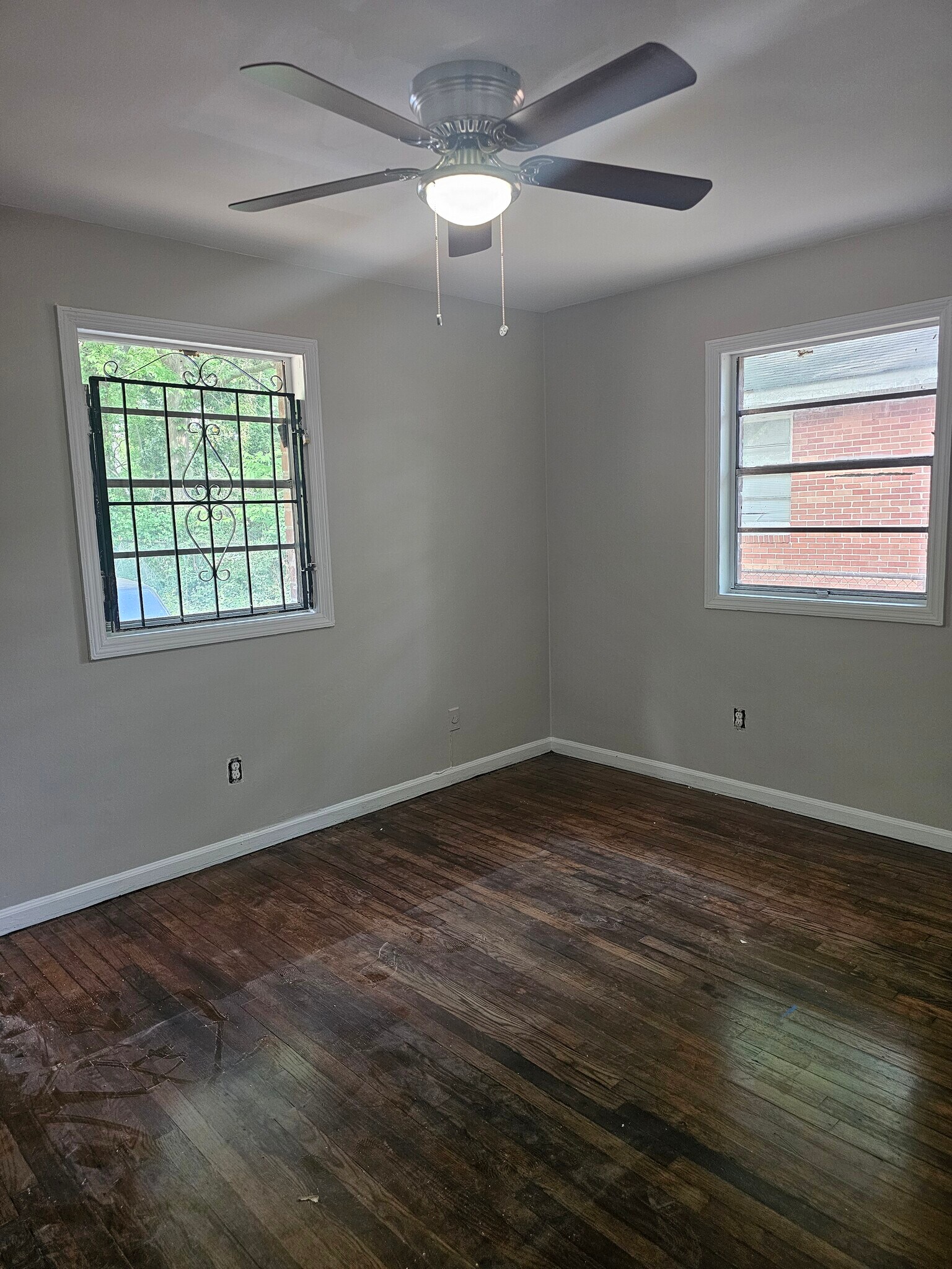 Building Photo - 245 Stafford St NW