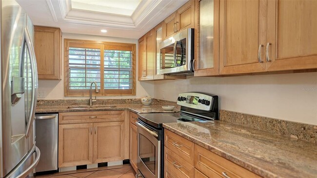 Building Photo - 1650 Pine Tree Ln