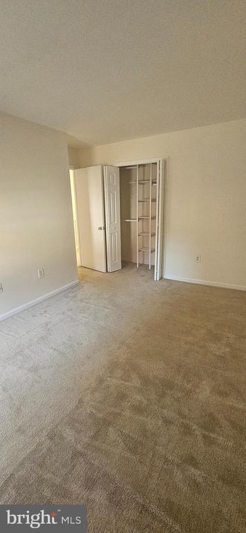 Building Photo - 10483 Malone Ct