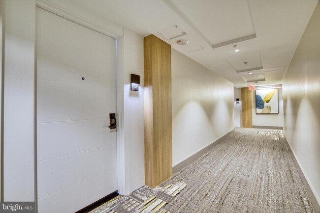 Building Photo - 925 N Fairfax St