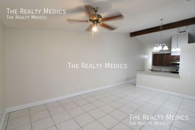 Building Photo - 7761 Country Pl