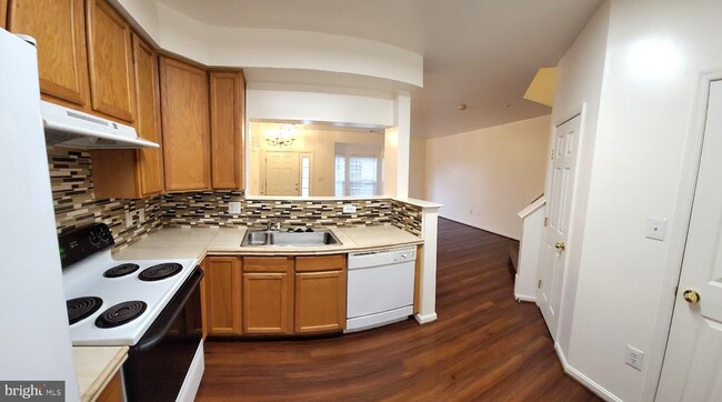 Building Photo - 1950 Palonia Ct