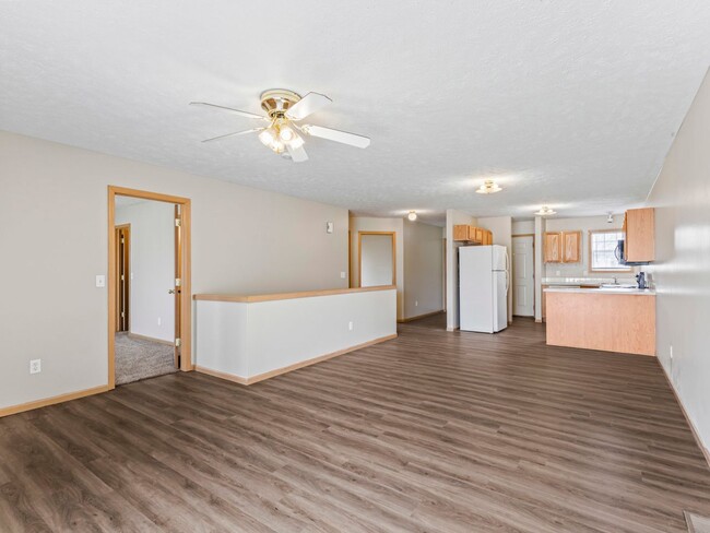 Building Photo - 6901 N Steamboat Dr