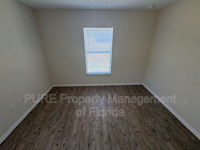 Building Photo - 12794 SW 31st Avenue Rd