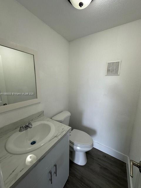 Building Photo - 9375 Fontainebleau Blvd