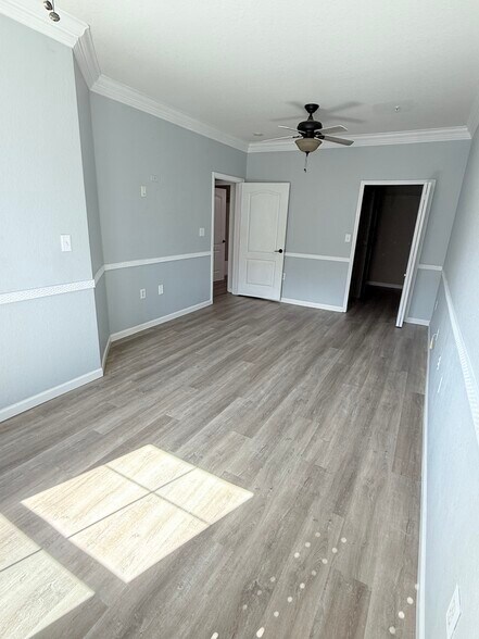 Building Photo - 2725 Via Cipriani
