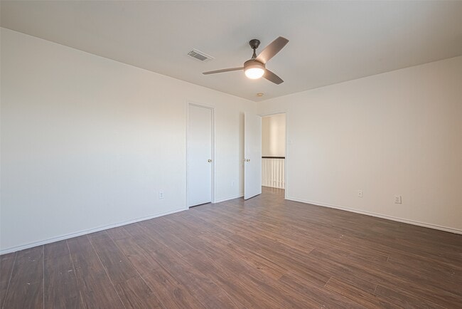 Building Photo - 19839 Rustic Lake Ln