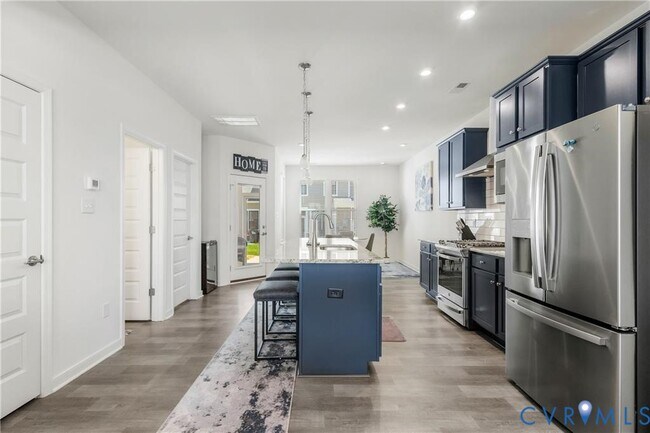 Building Photo - 12221 Dutch Elm Cir