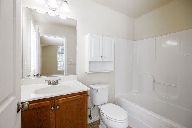 Building Photo - Recently Renovated 3 Bedroom Home in North...