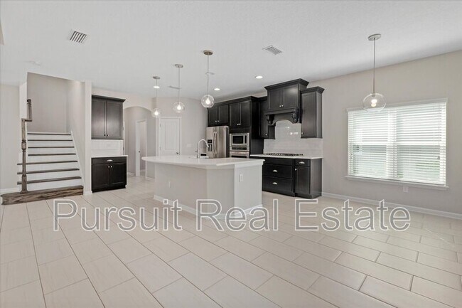 Building Photo - 246 Hutchinson Ln