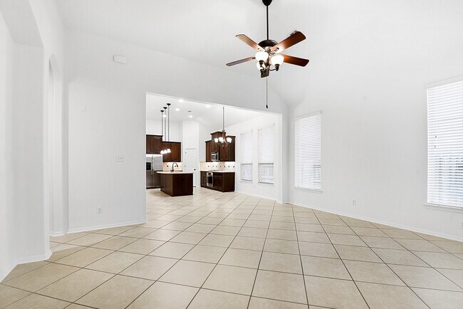 Building Photo - 29142 Crested Butte Dr