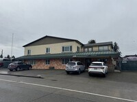 Building Photo - 4924 N Pearl St