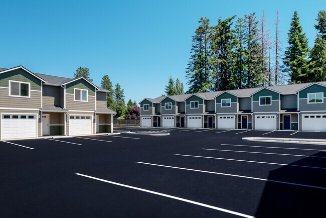 Building Photo - 2711 Niki Lane