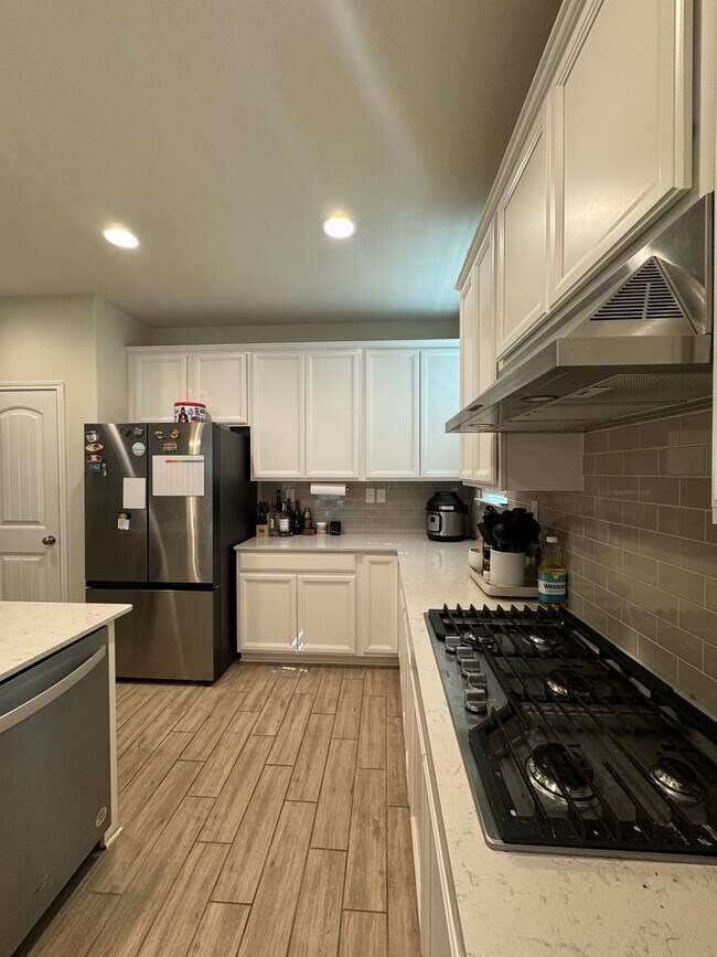 Building Photo - Beautiful 4 BD/3 BA Home Available off Wiseman Rd/Far West San Antonio! Available JULY 1st!