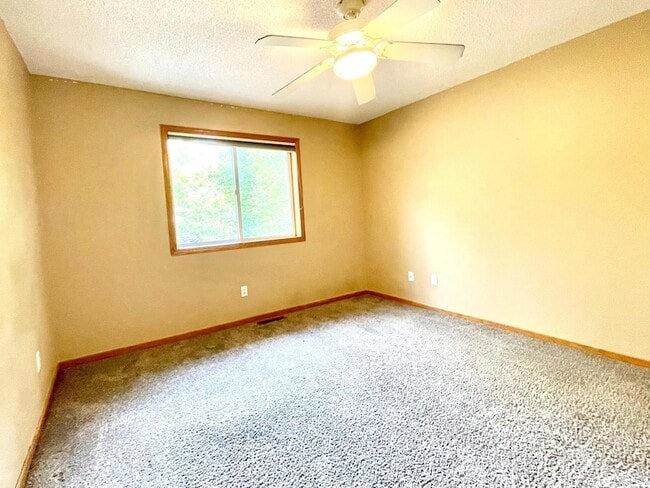 Building Photo - 7414 Bolton Way