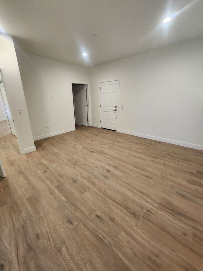 Building Photo - Gorgeous Brand New Home in Nipomo