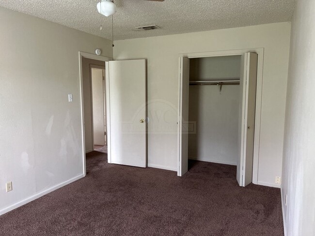 Building Photo - 2103 Omega Cir