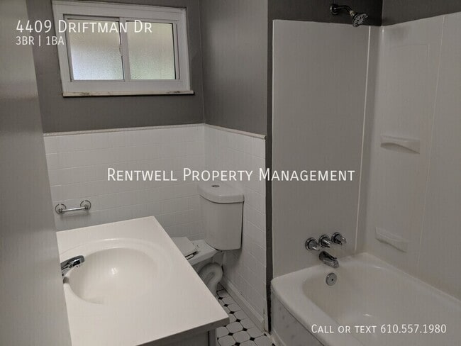 Building Photo - 4409 Driftman Dr