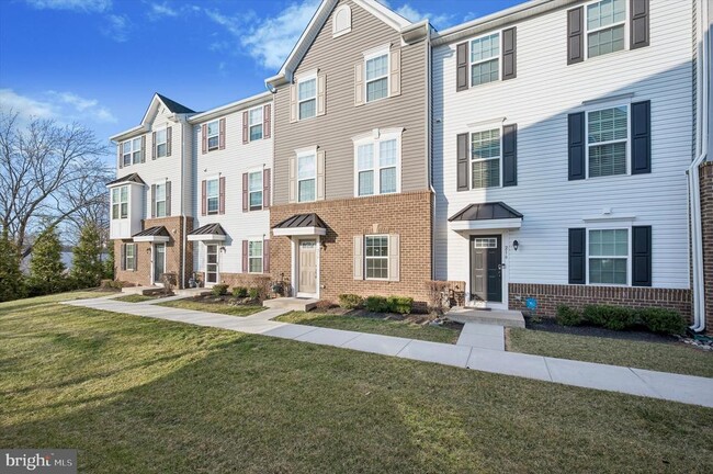 Building Photo - 214 Bamboo Dr