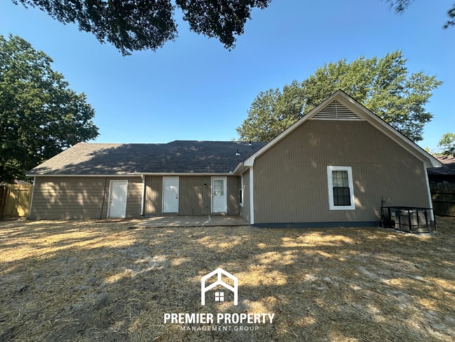 Building Photo - 4556 Trout Valley Dr