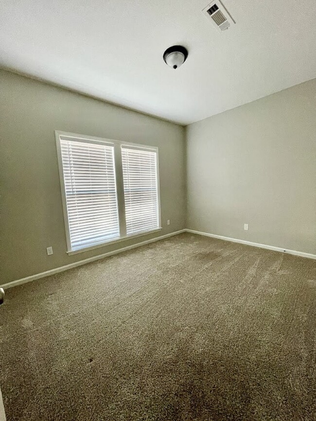 Building Photo - 514 Ridgeland Rd