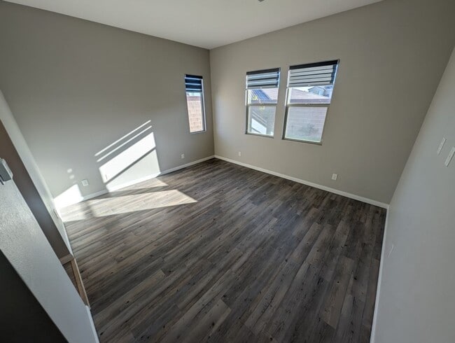 Building Photo - 11531 Great Bahama Way