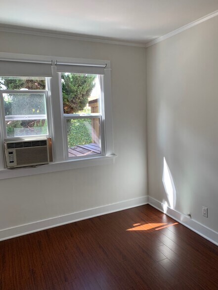 Building Photo - 3532 Helms Ave