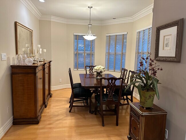 Building Photo - 1658 Camden Ave