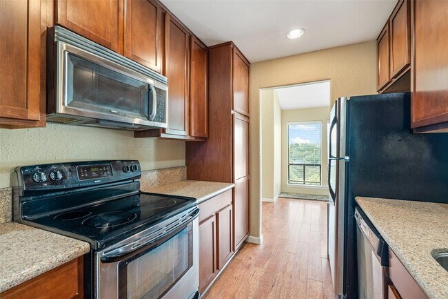 Building Photo - 2612 San Pedro St