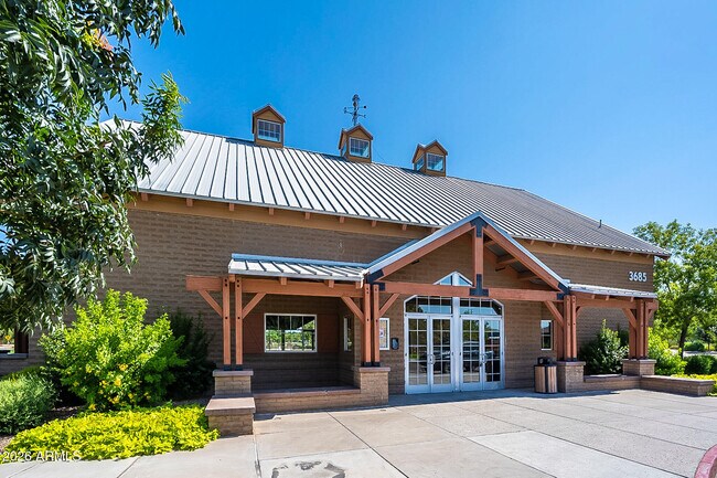 Building Photo - 4203 E Los Altos Rd