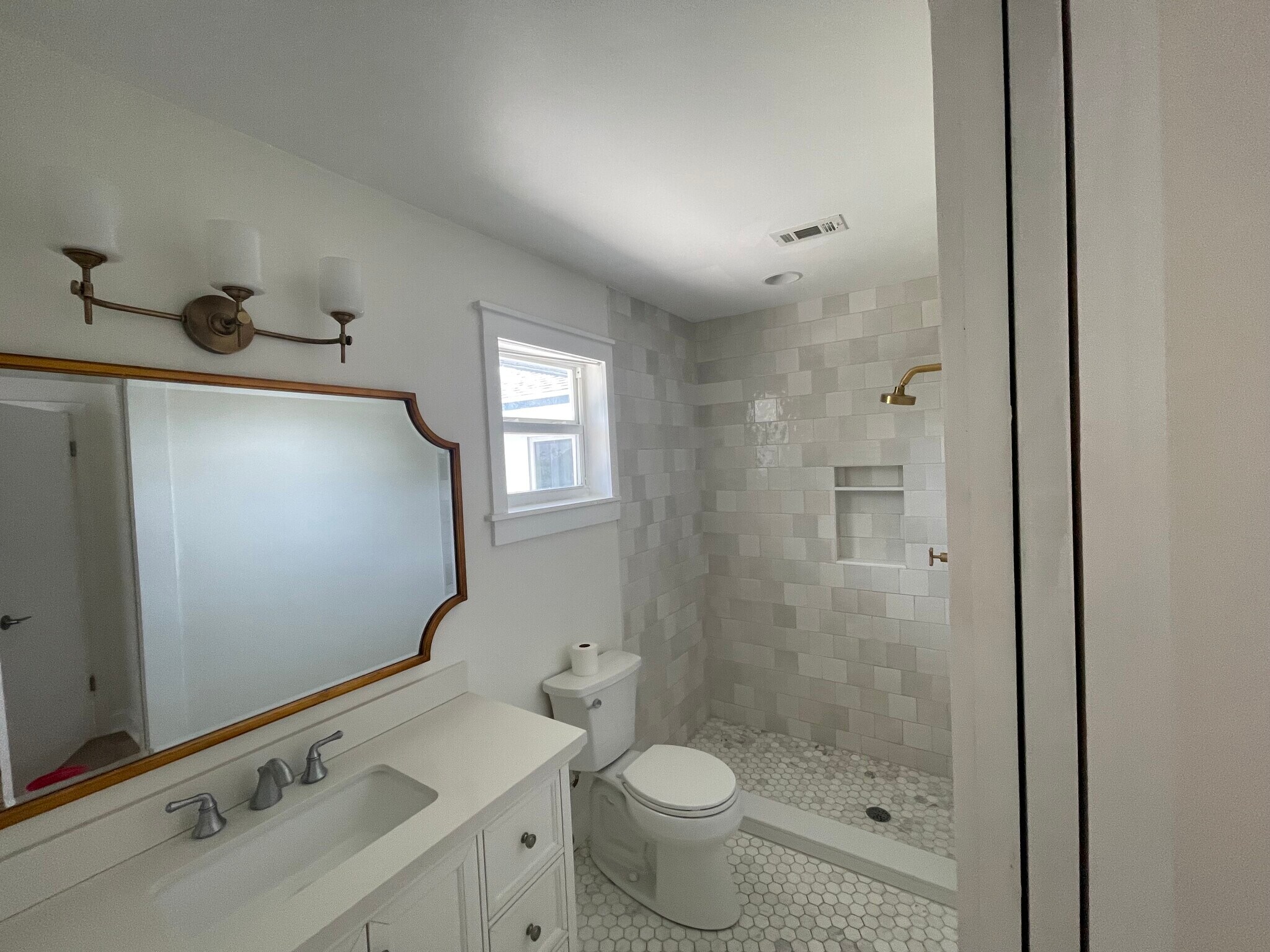 Primary Ensuite - 7399 SE Flamingo Way