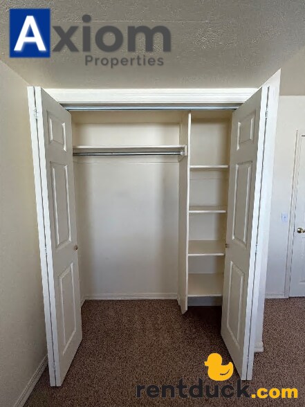 Building Photo - 465 Taft Ave