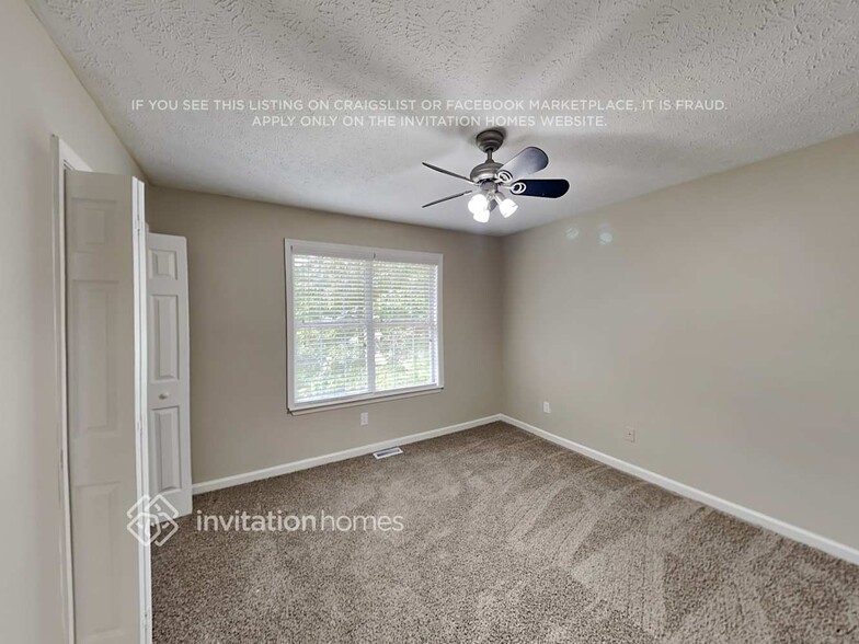 Building Photo - 4016 Water Hole Ct