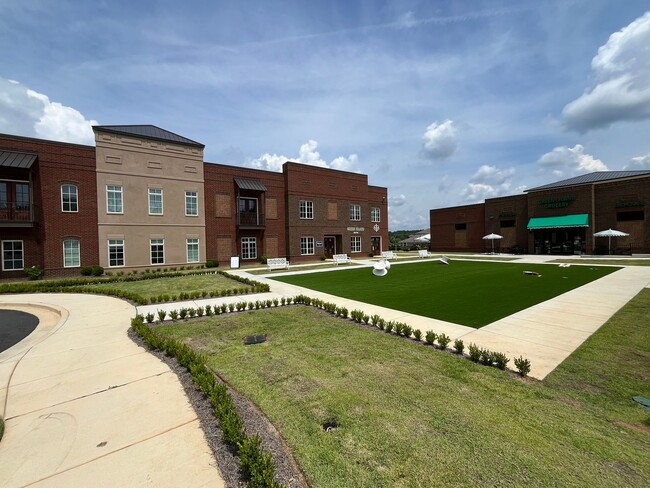 Building Photo - 6801 River Rd