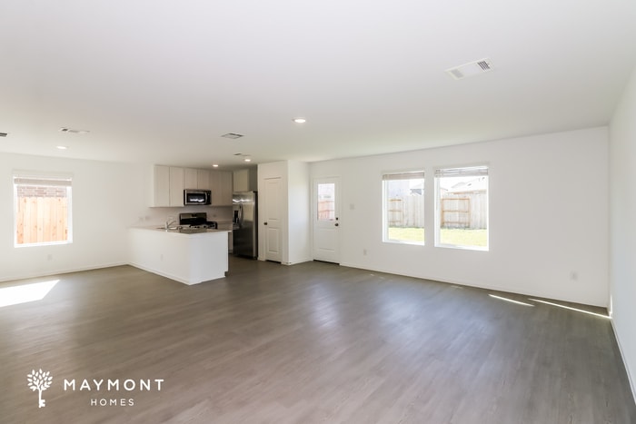 Building Photo - 3053 Fantasy Ter Dr