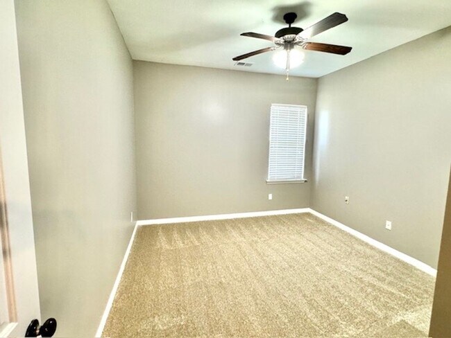 Building Photo - RichardPl4904