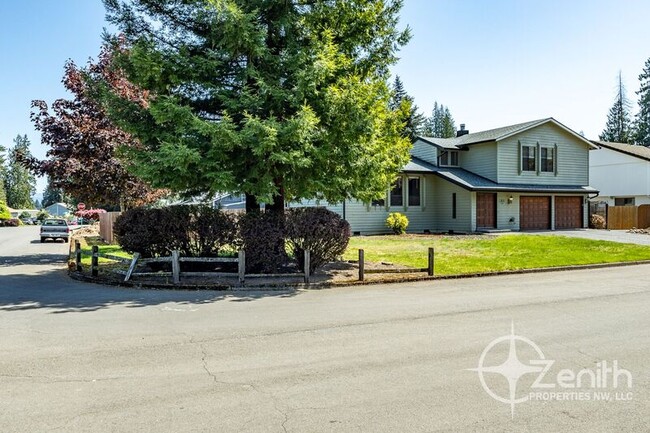 Building Photo - 9313 NE 81st Ave