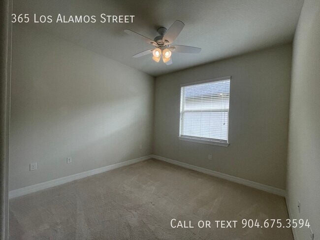 Building Photo - 365 Los Alamos St